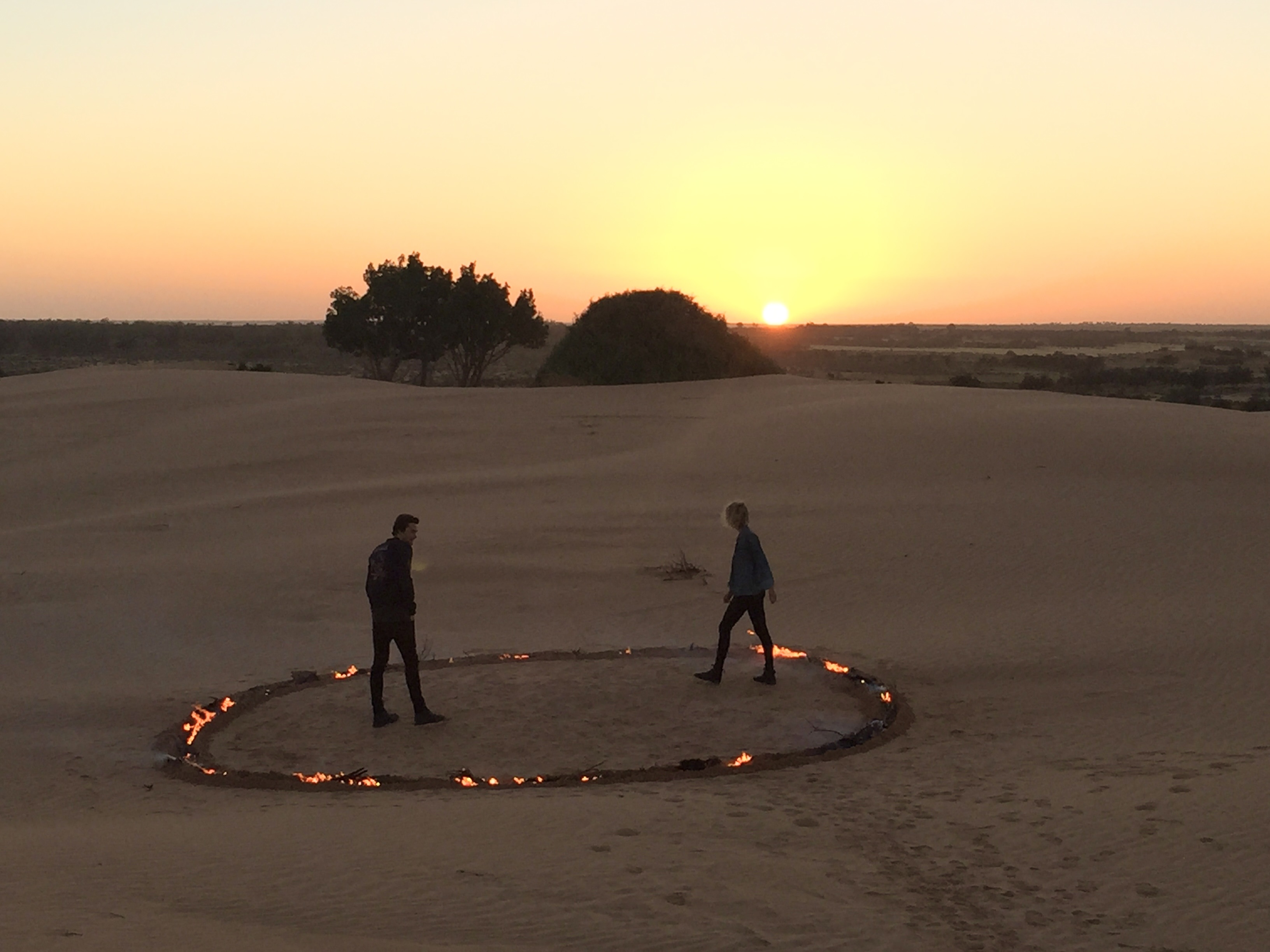 H&M Australian World Release Mungo National Park